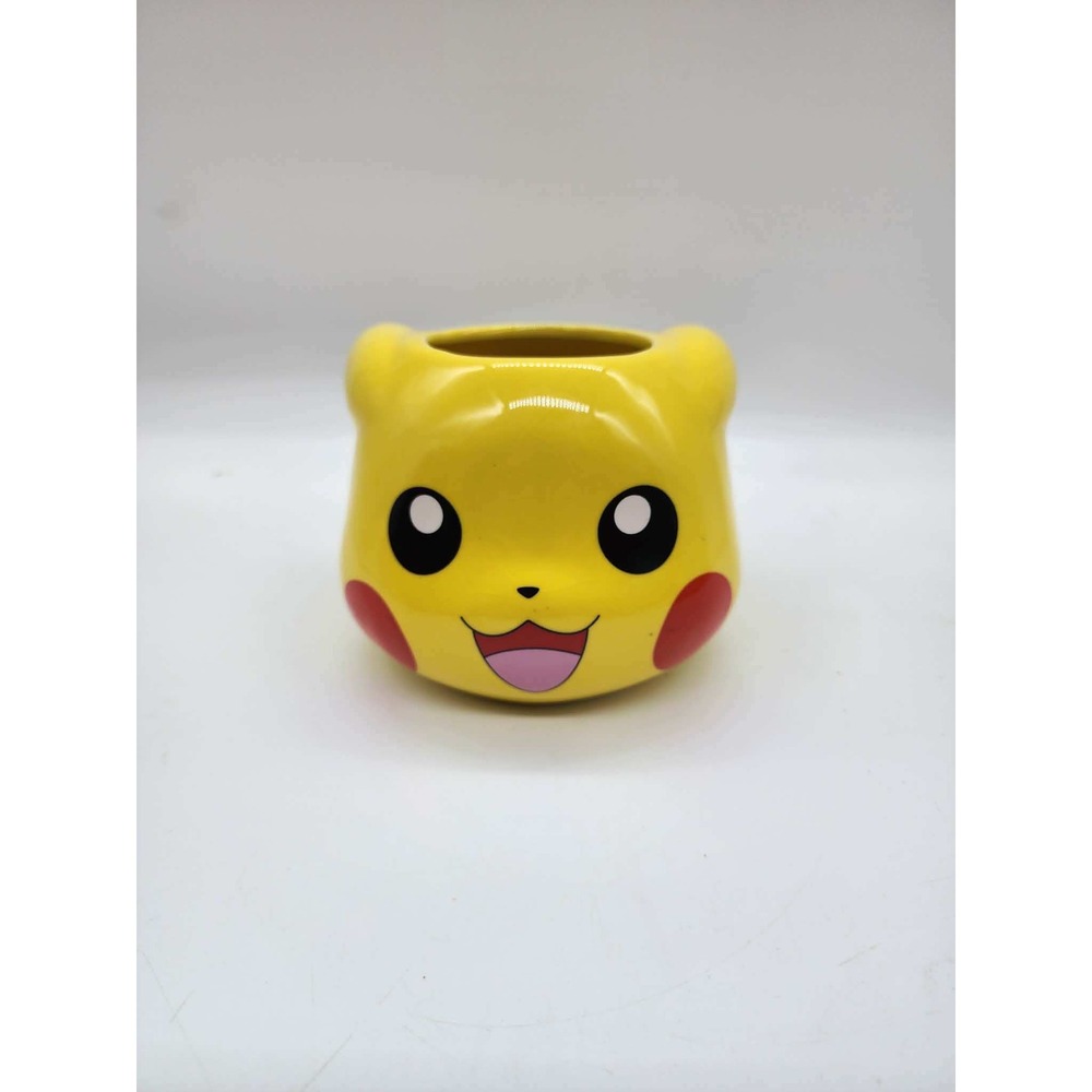 Silver Buffalo Pokemon Pikachu 3D Sculpted Ceramic Coffee Mug 22oz Yellow
